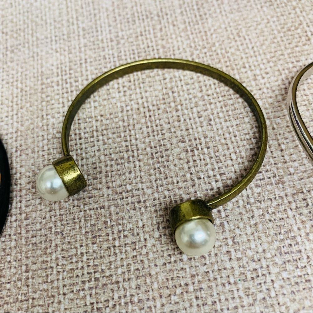 Bracelet Bundle - Picture 4 of 7